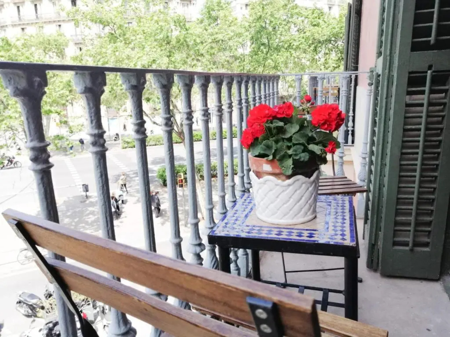 Casa Consell Gran Via Guest House