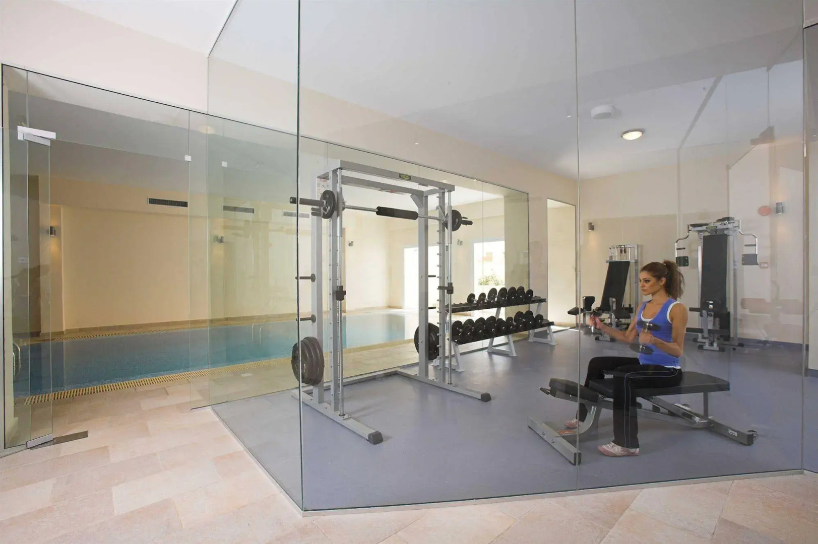 St Nicolas Elegant Residence