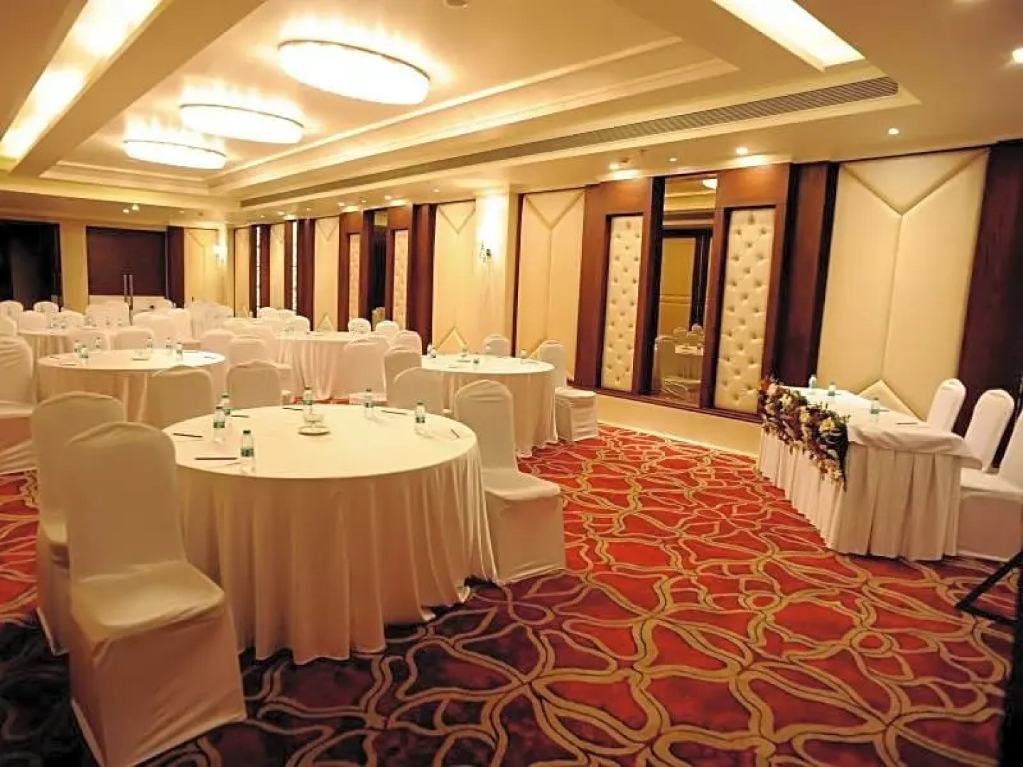 Sarovar Portico Hotel