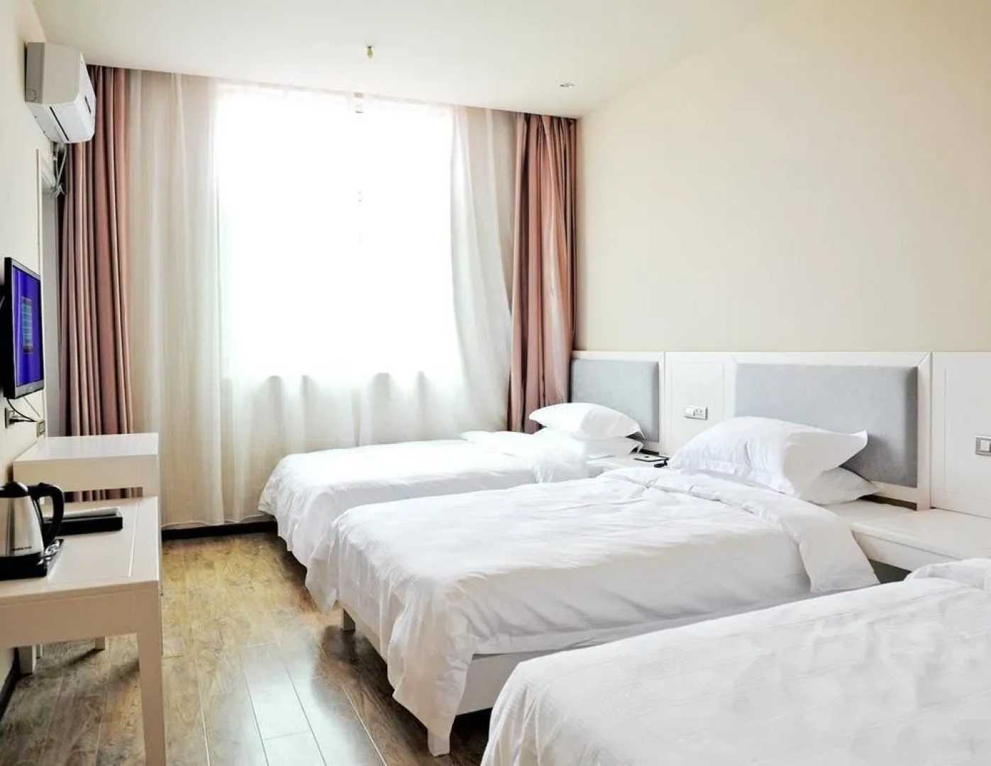 Wan Hang Zhi Xing Boytique Hotel