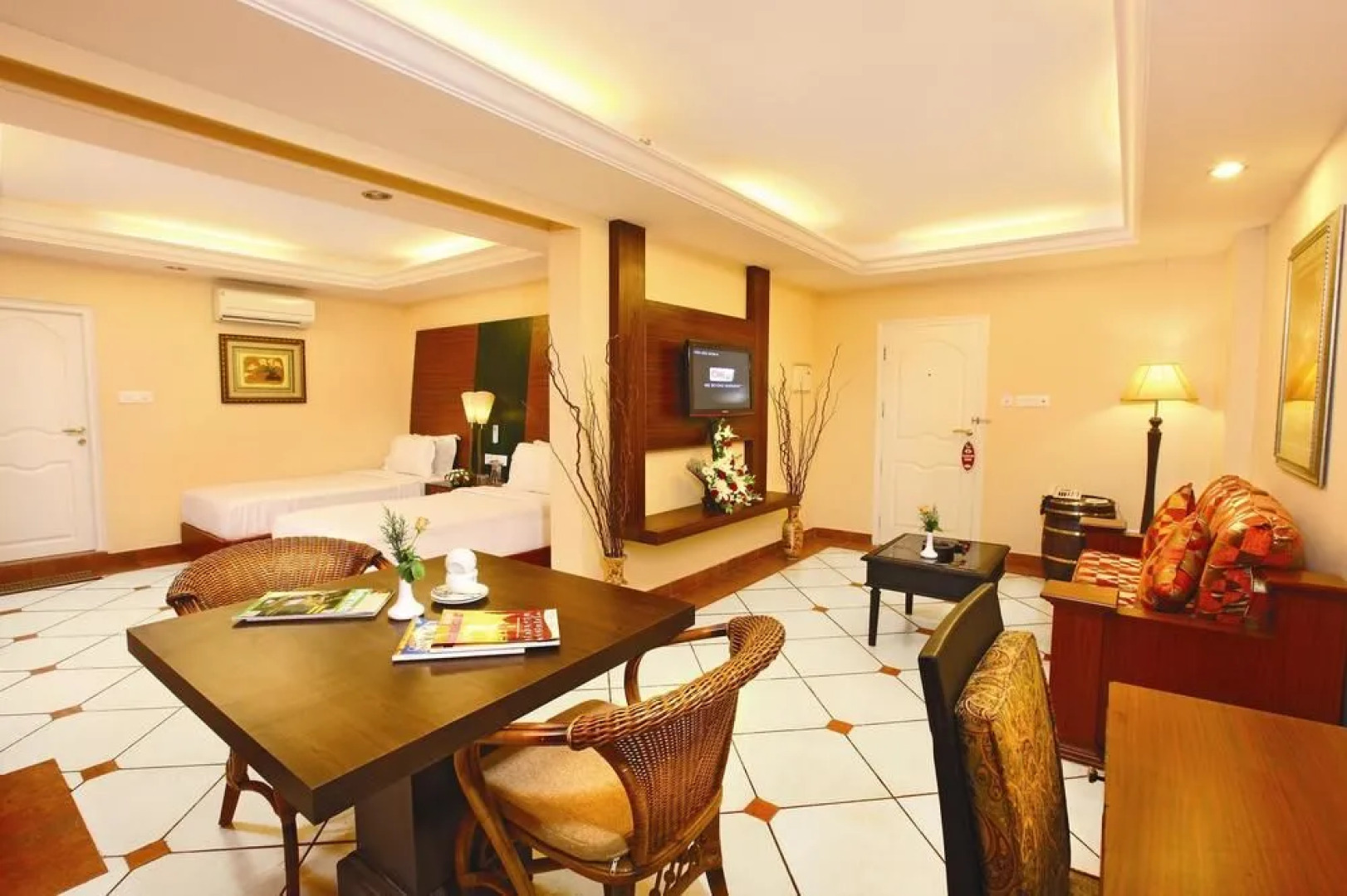 Emarald Hotel Cochin