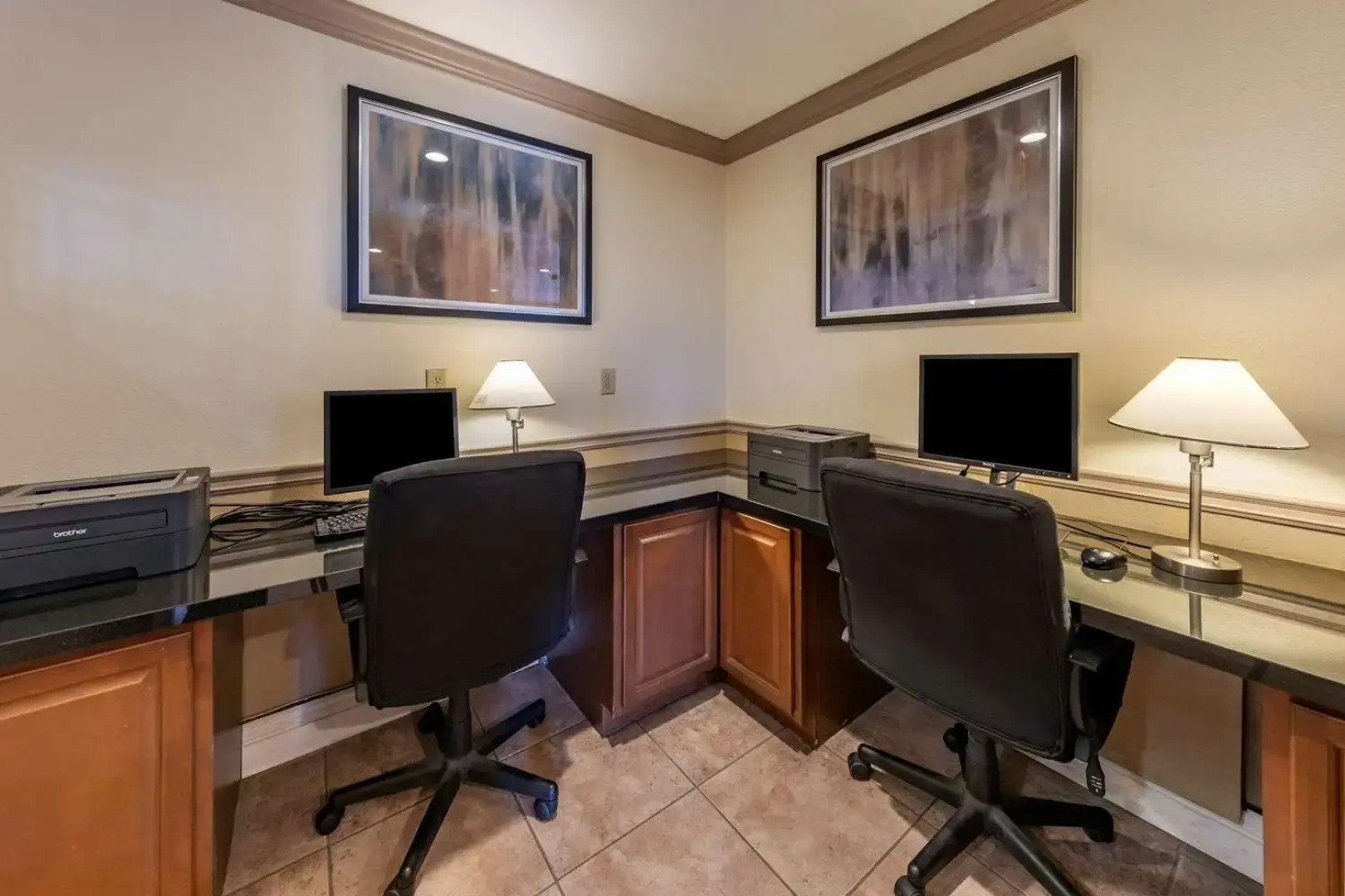 Best Western Plus John Jay Inn & Suites