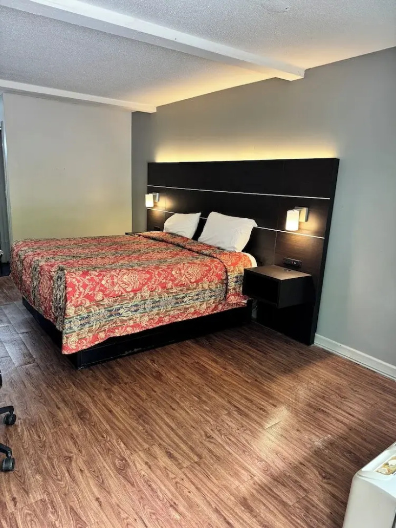 Scottish Inns Locust Grove