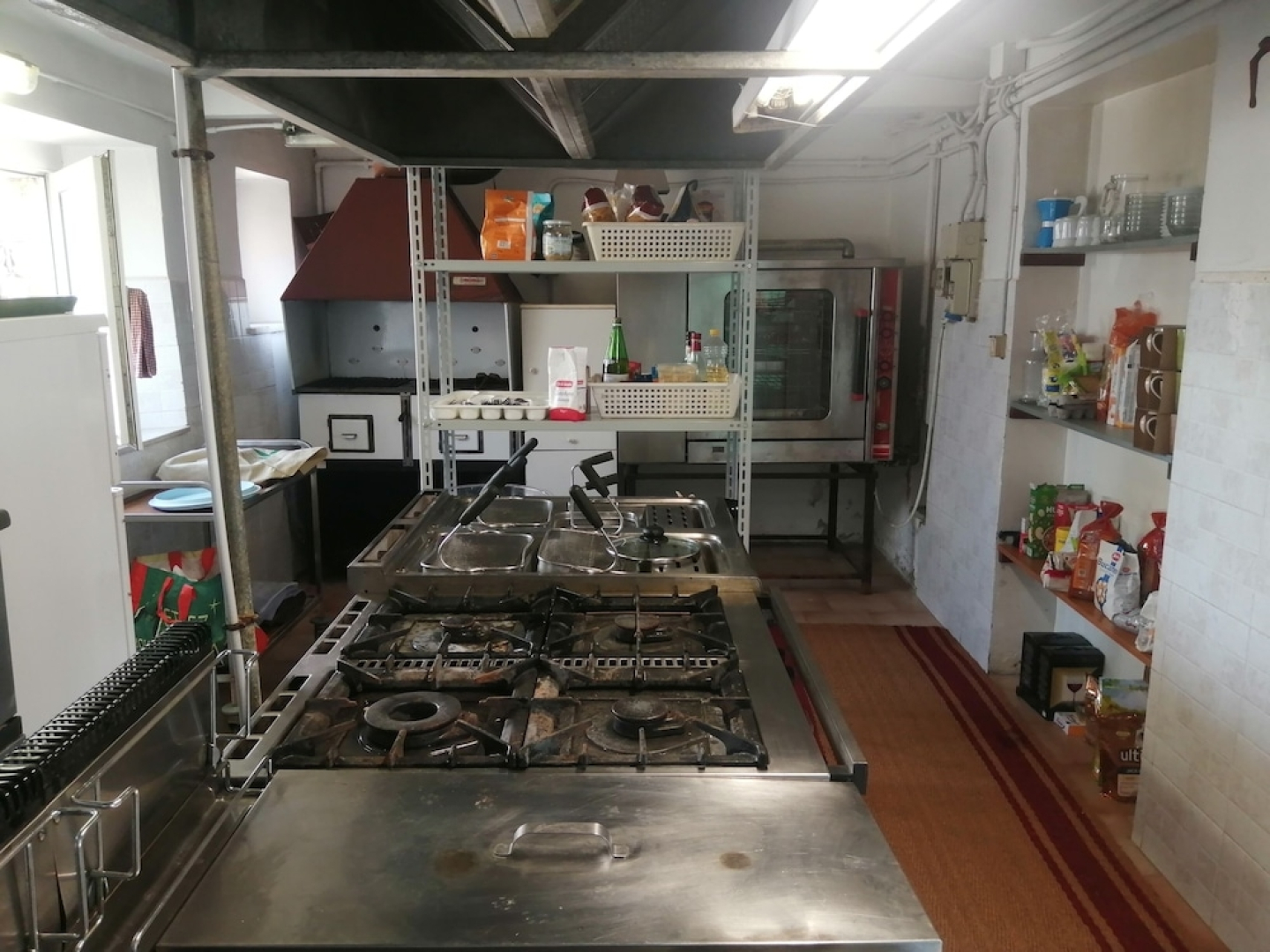 double twin room private bathroom for swimming pool use