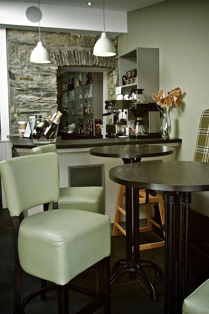 Wolfscastle Country Hotel