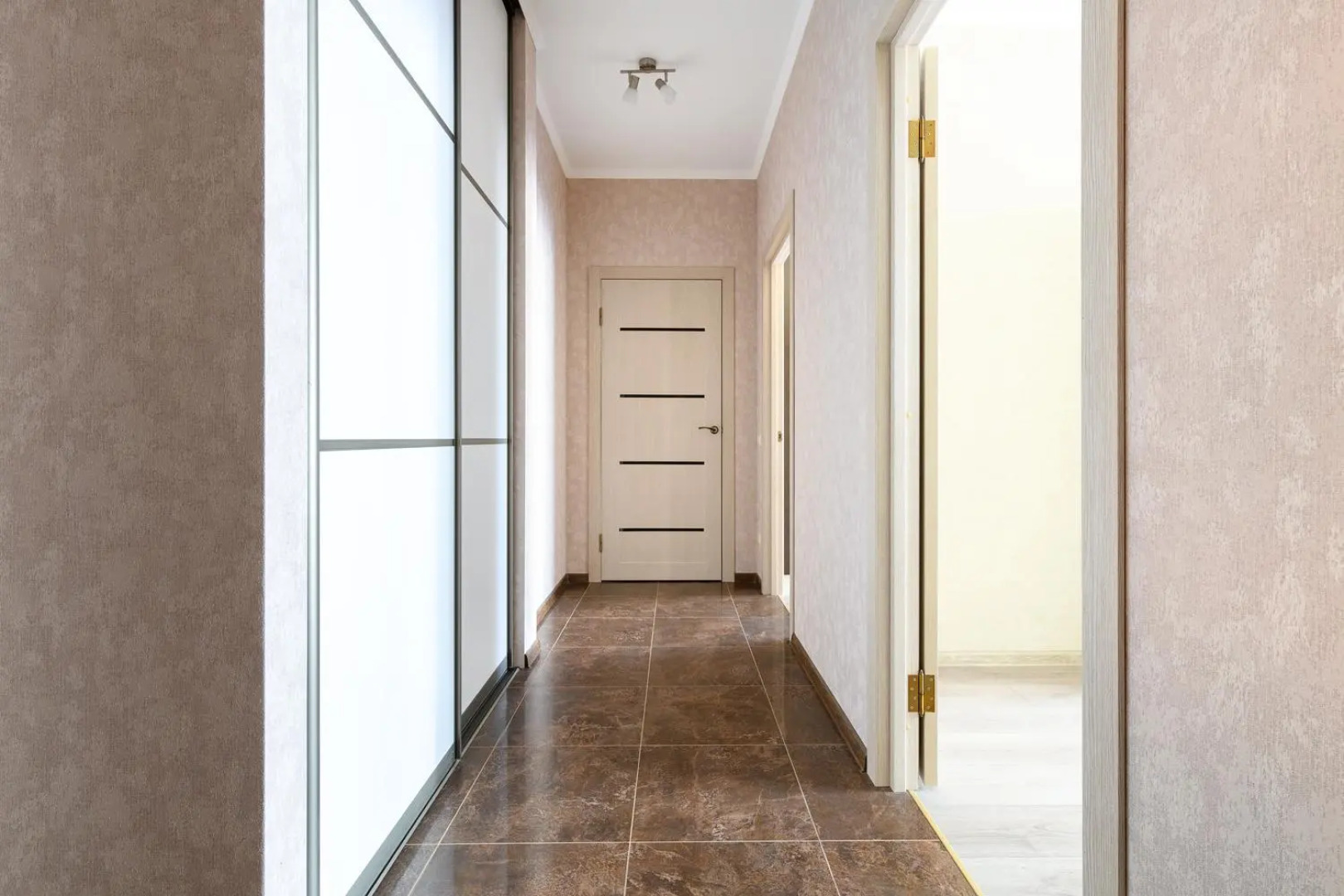 Апартико на Парфеновской 5