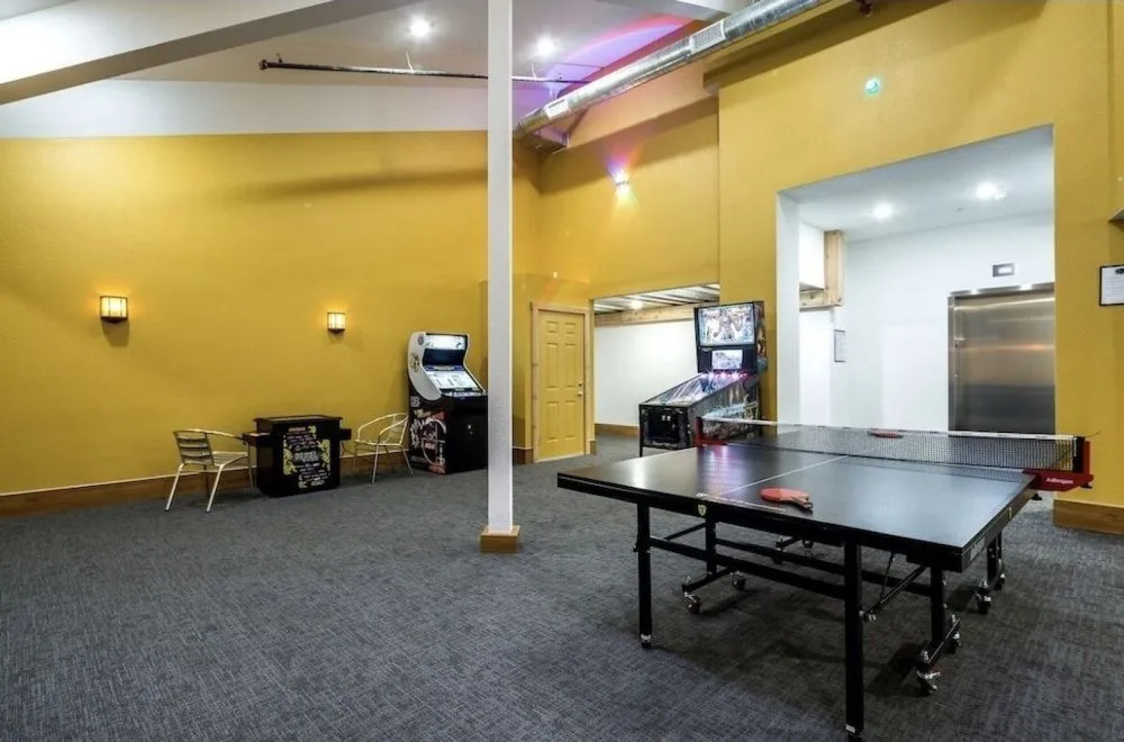 The Grand Castle Apartments