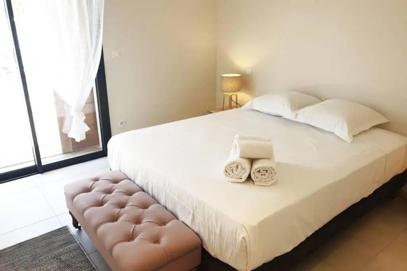 Villa 5***** piscine proche de la plage Cala Rossa