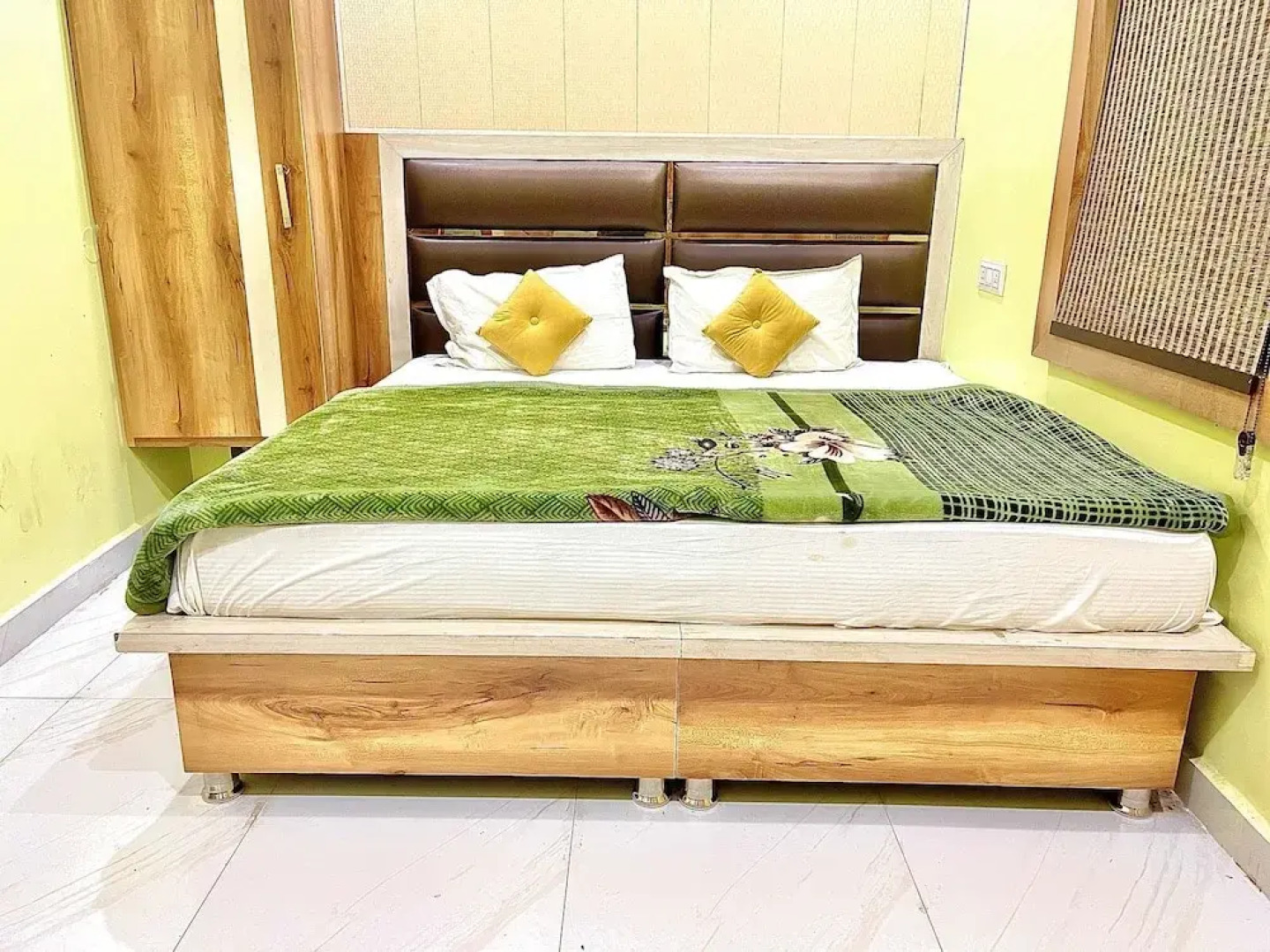 shree Ghanshyam palace