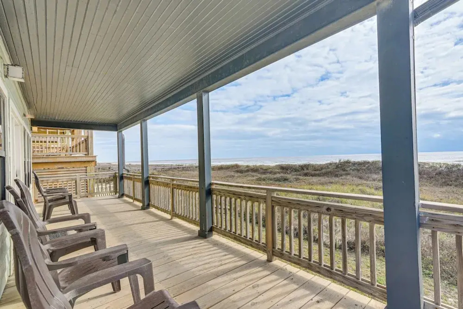 Gulf Coast Views: Waterfront Surfside Beach Home!