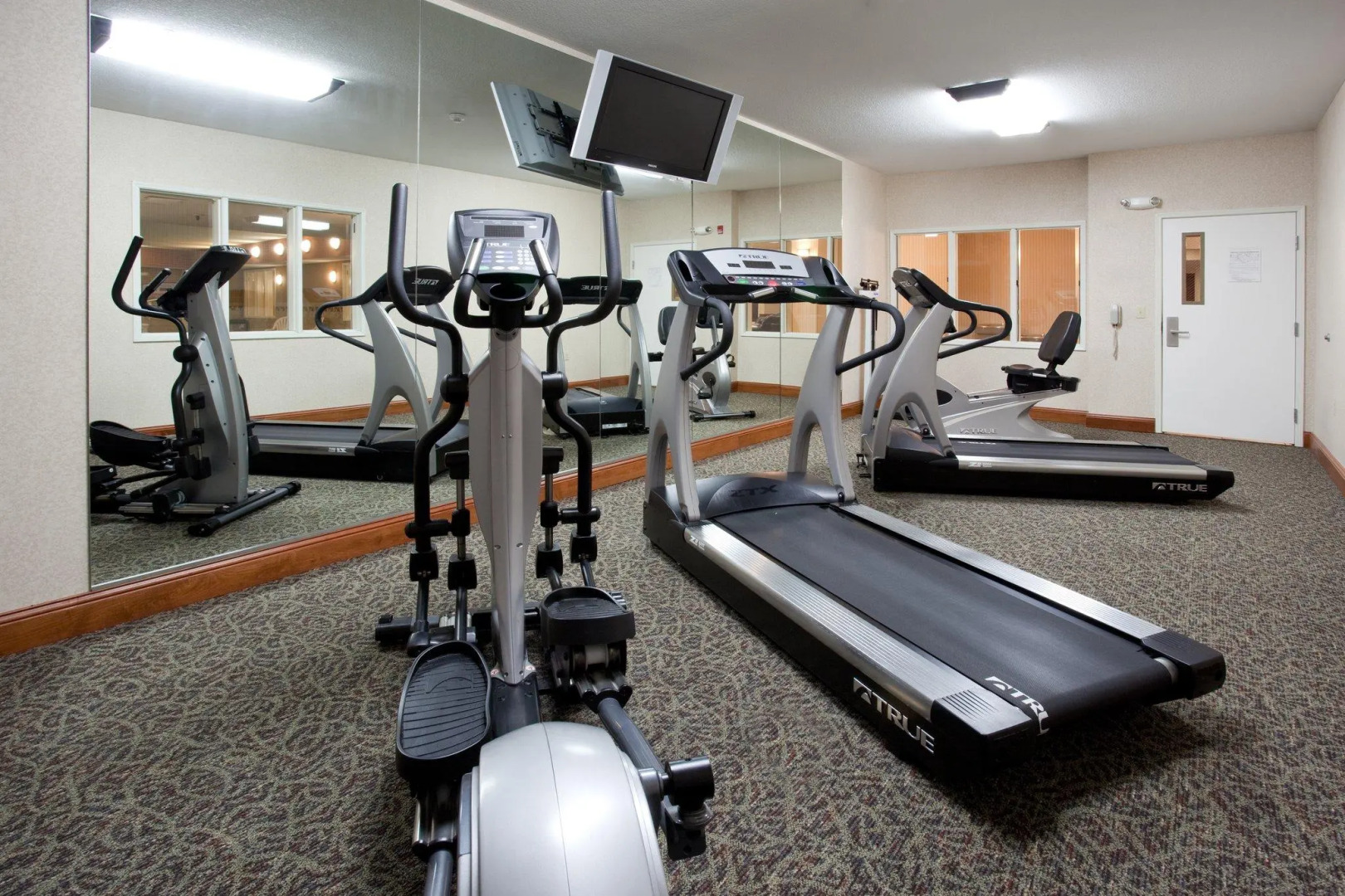 Holiday Inn Express Hotel & Suites Ft. Collins by IHG