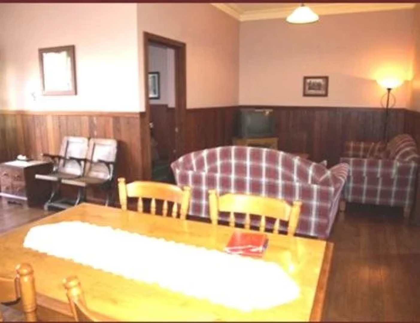 Pemberton Old Picture Theatre Holiday Apartments