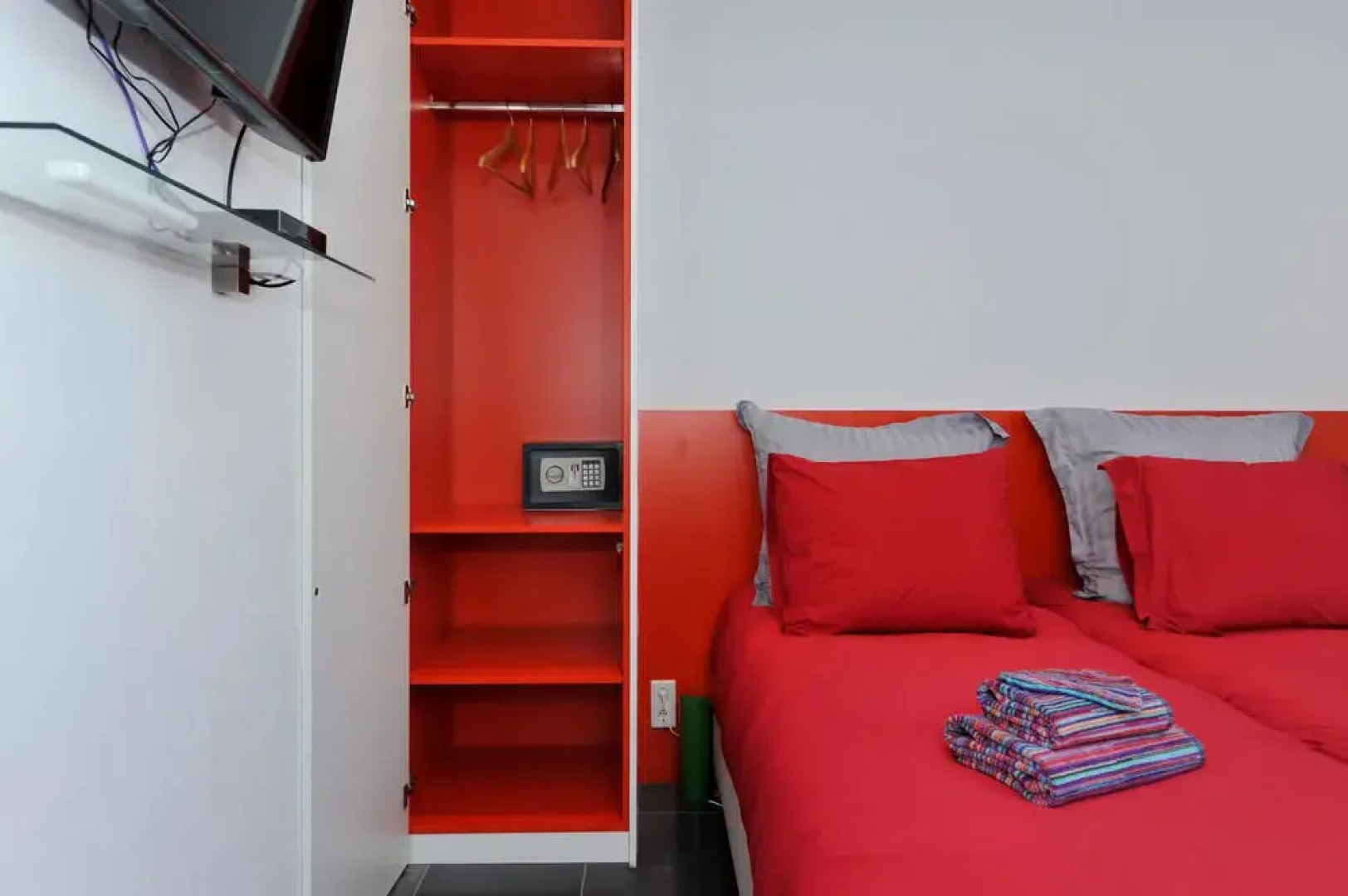 Waterpalace Boutique Hotel & Apartment