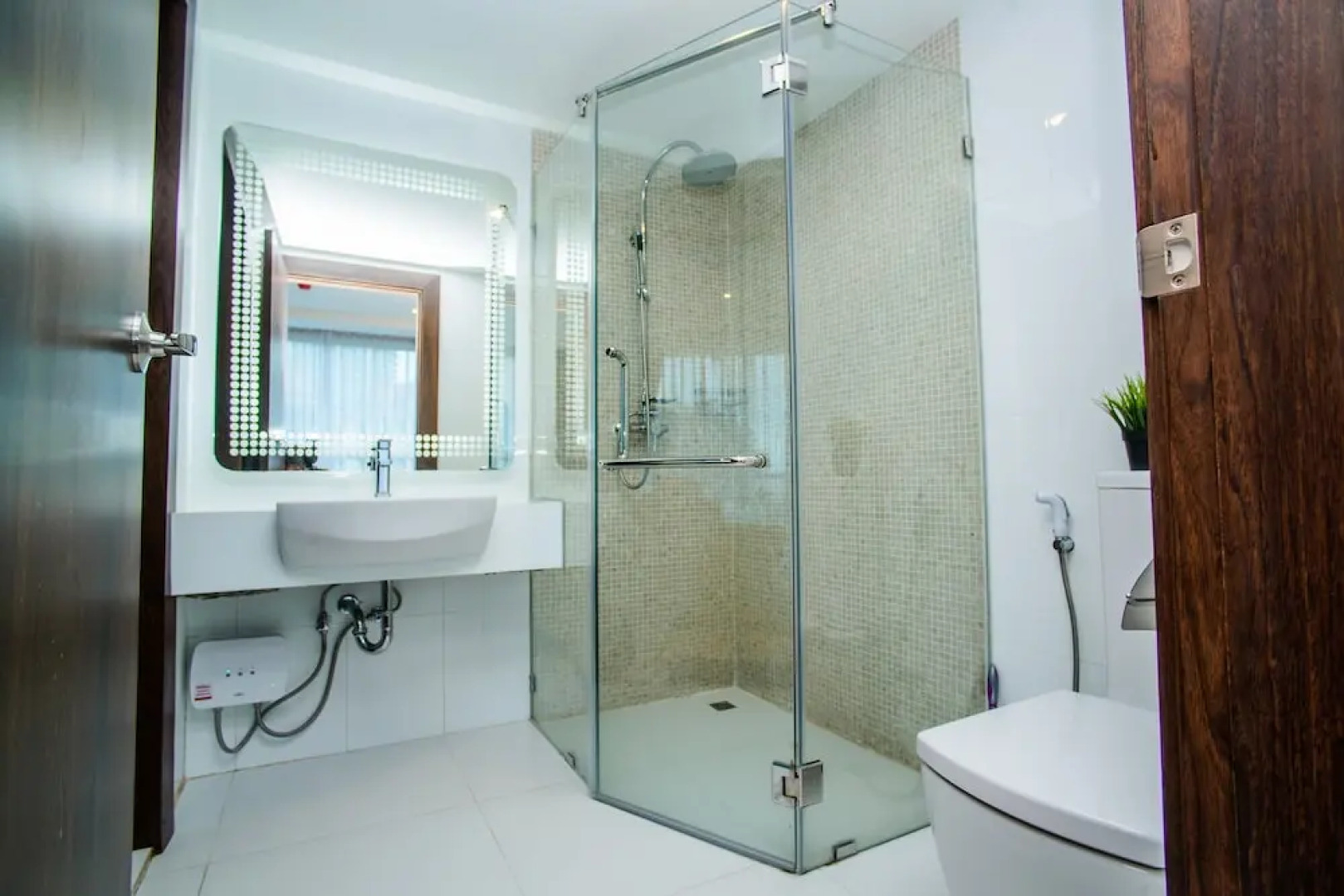 Serenity Condo Wongamat by Patsamon