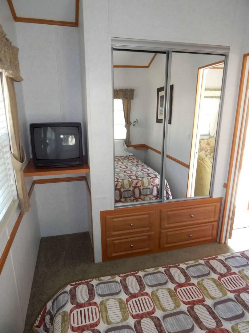 Road Runner Travel Resort - Caravan Park