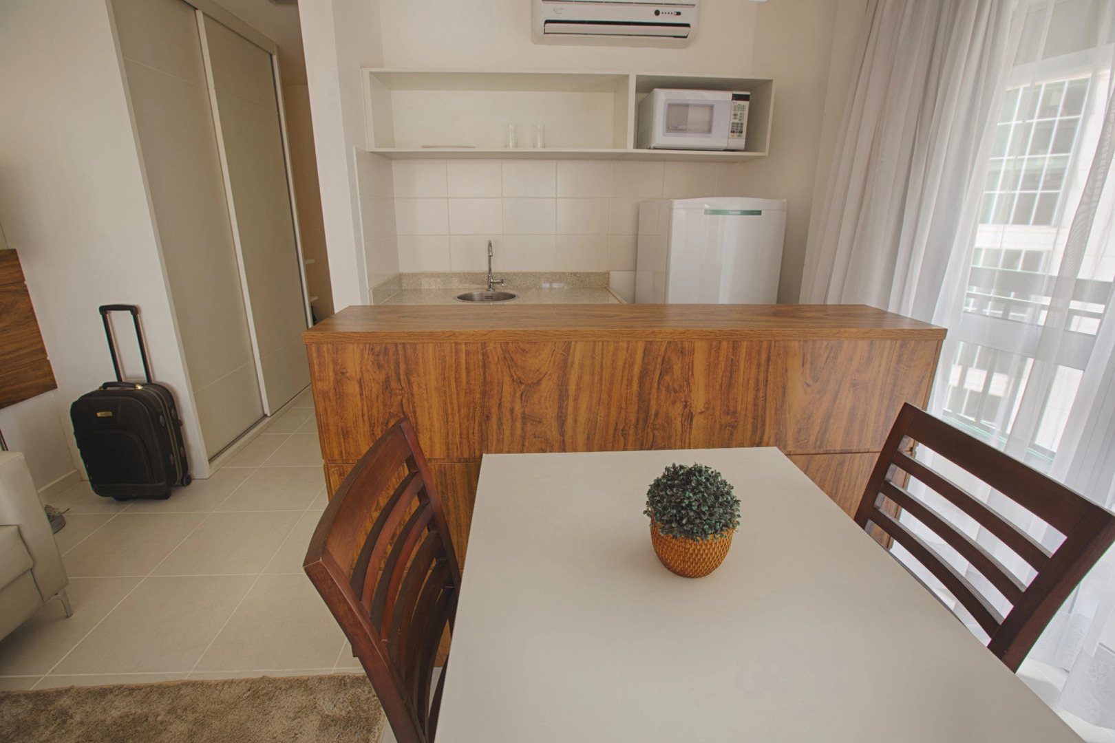 Hplus Vision Executive