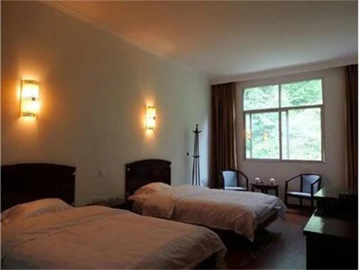 Guangwushan Rongxingju Inn Bazhong