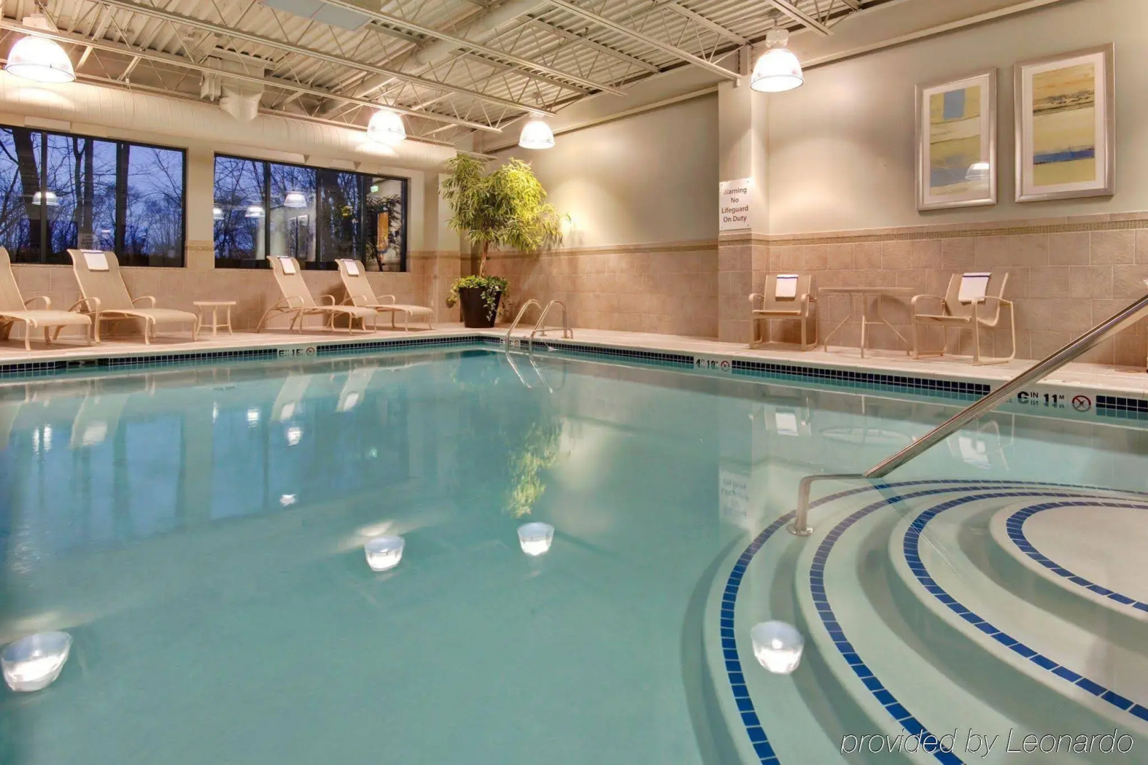 Holiday Inn Express Hotel & Suites Detroit-Novi by IHG