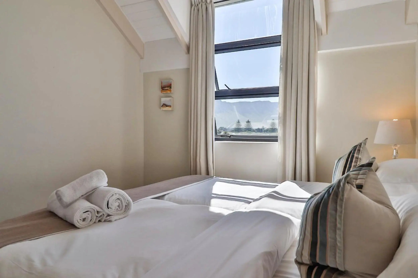 Отель Whale Coast All-Suite-Hotel