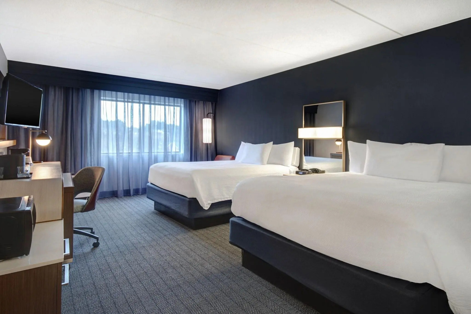 Courtyard State College