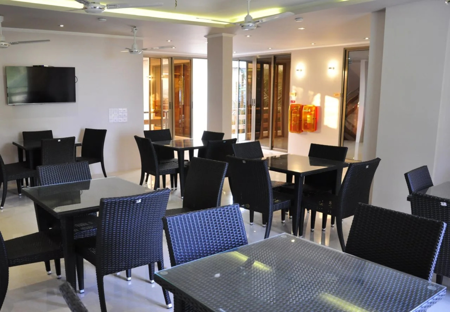 White Sand Lodge at Maafushi