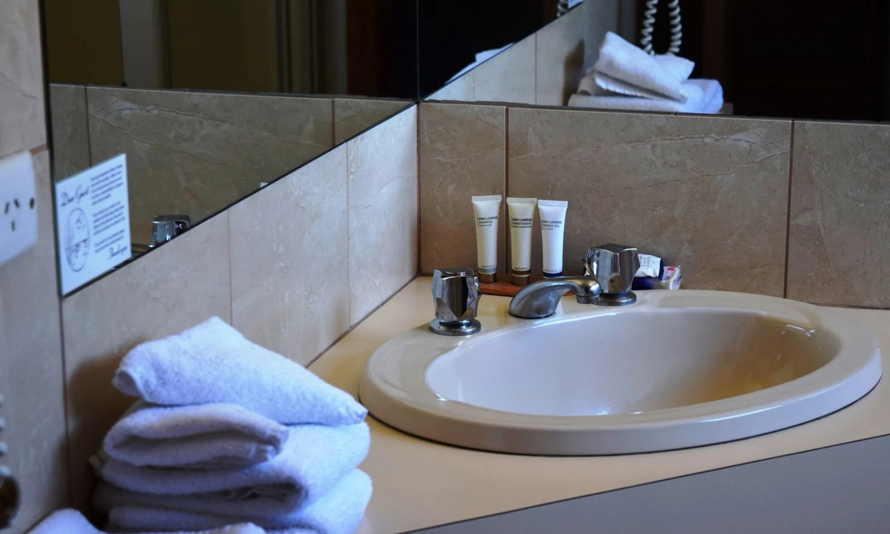 Early Australian Motor Inn