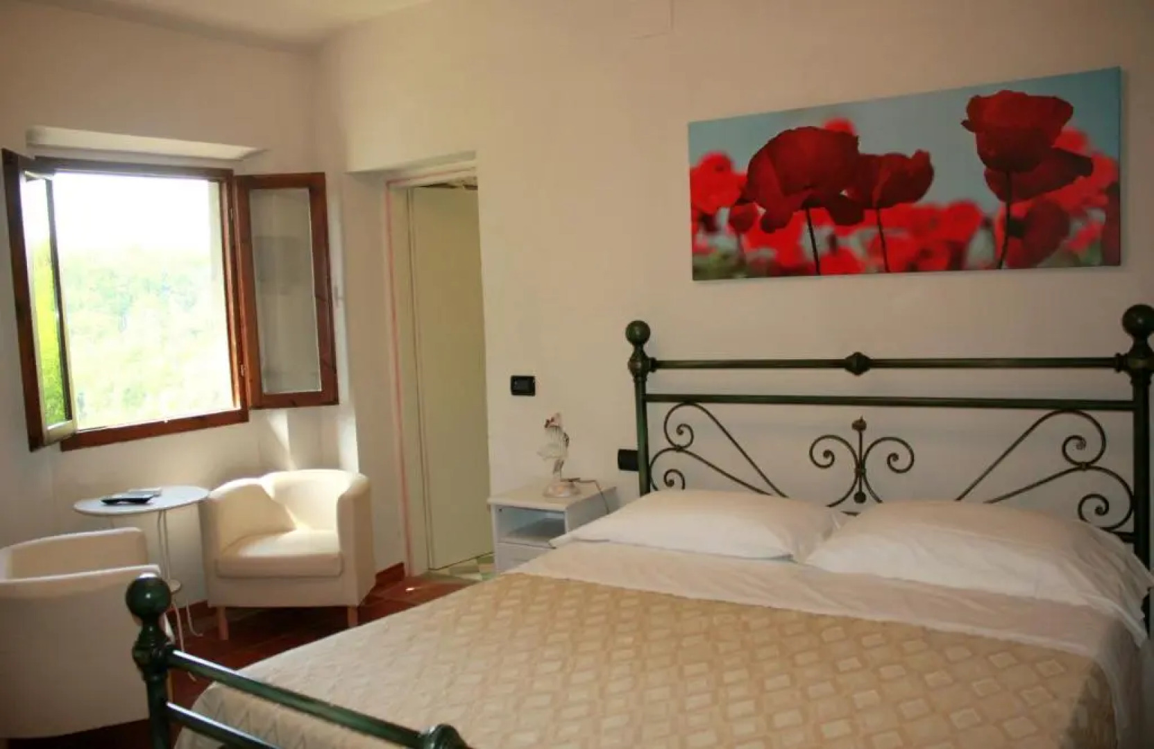 Hu Norcenni Girasole Village