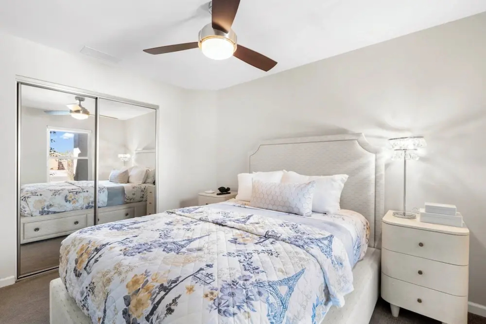 Oasis of Palm Springs