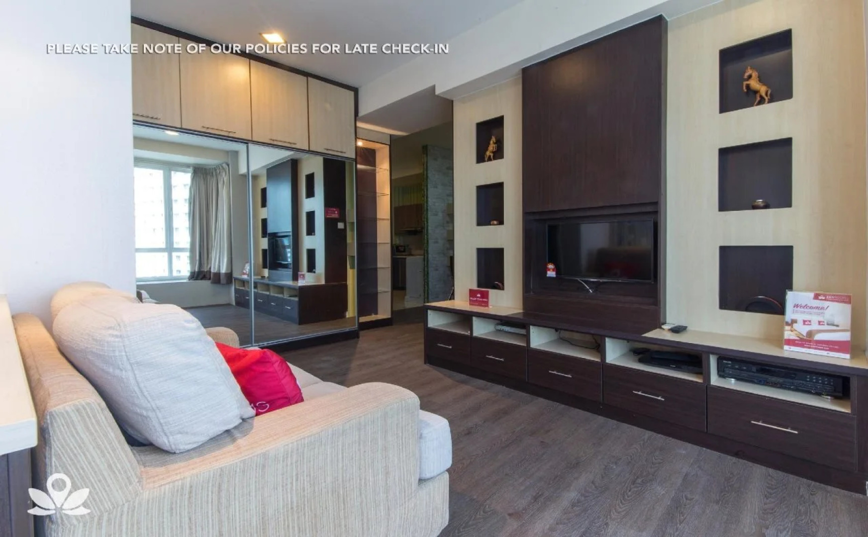 Park View Service Apartment