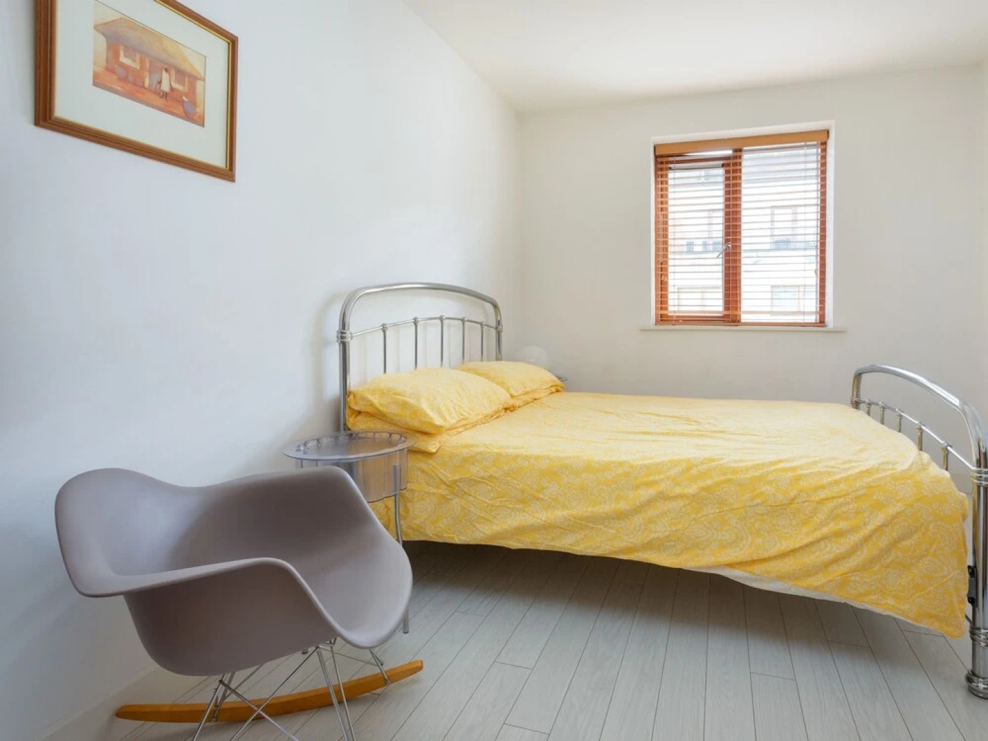 Scarlott Row temple bar dublin 2