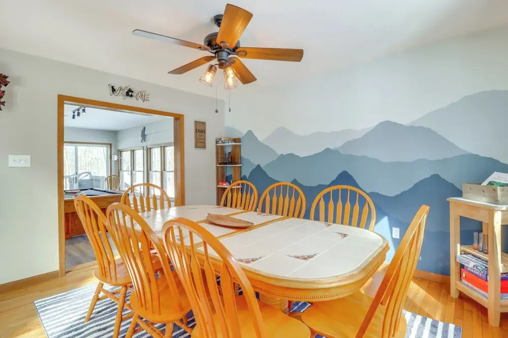 7 Mi to Big Boulder Mtn: Poconos Chalet w/ Hot Tub