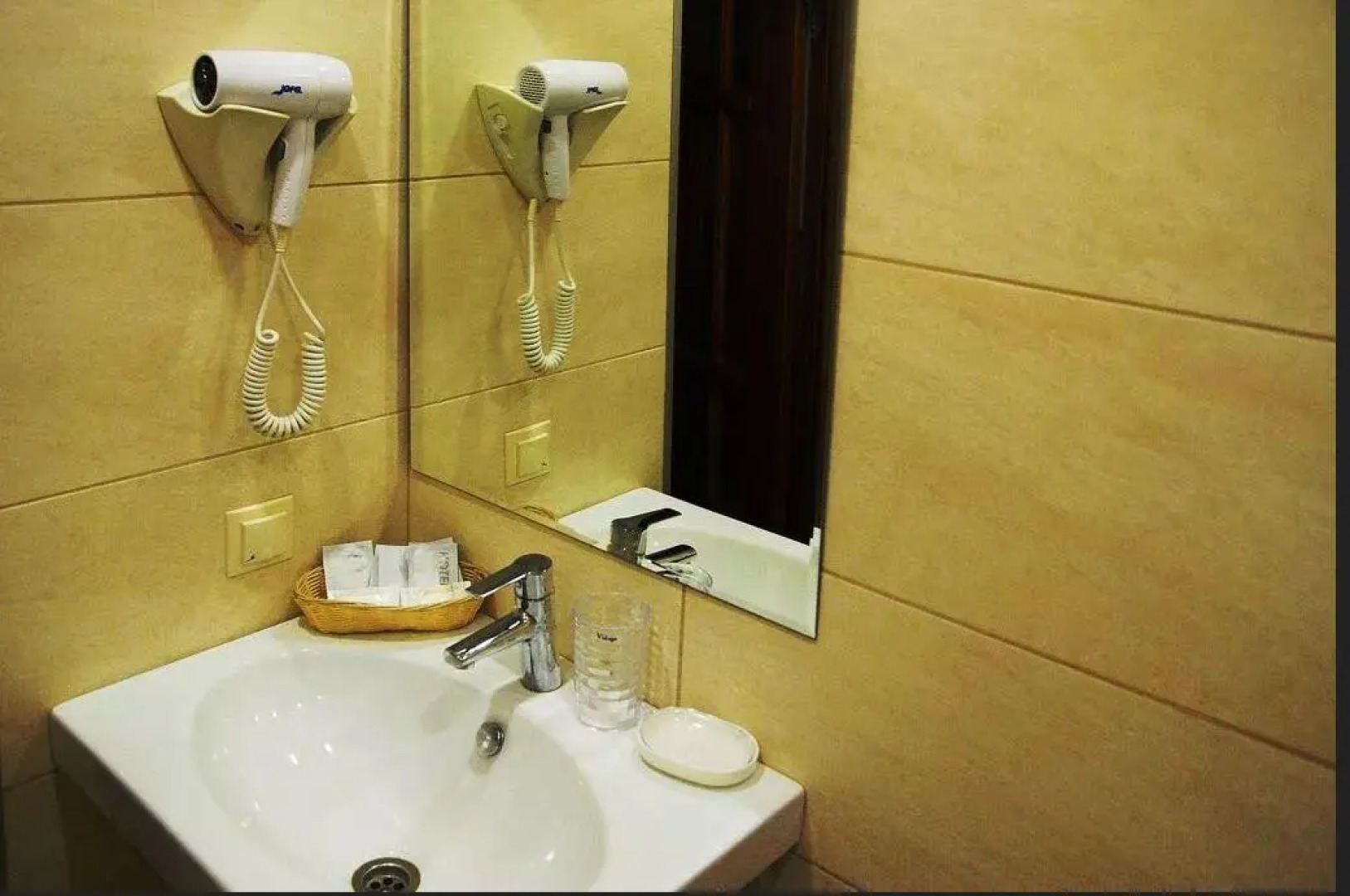 Красная скала