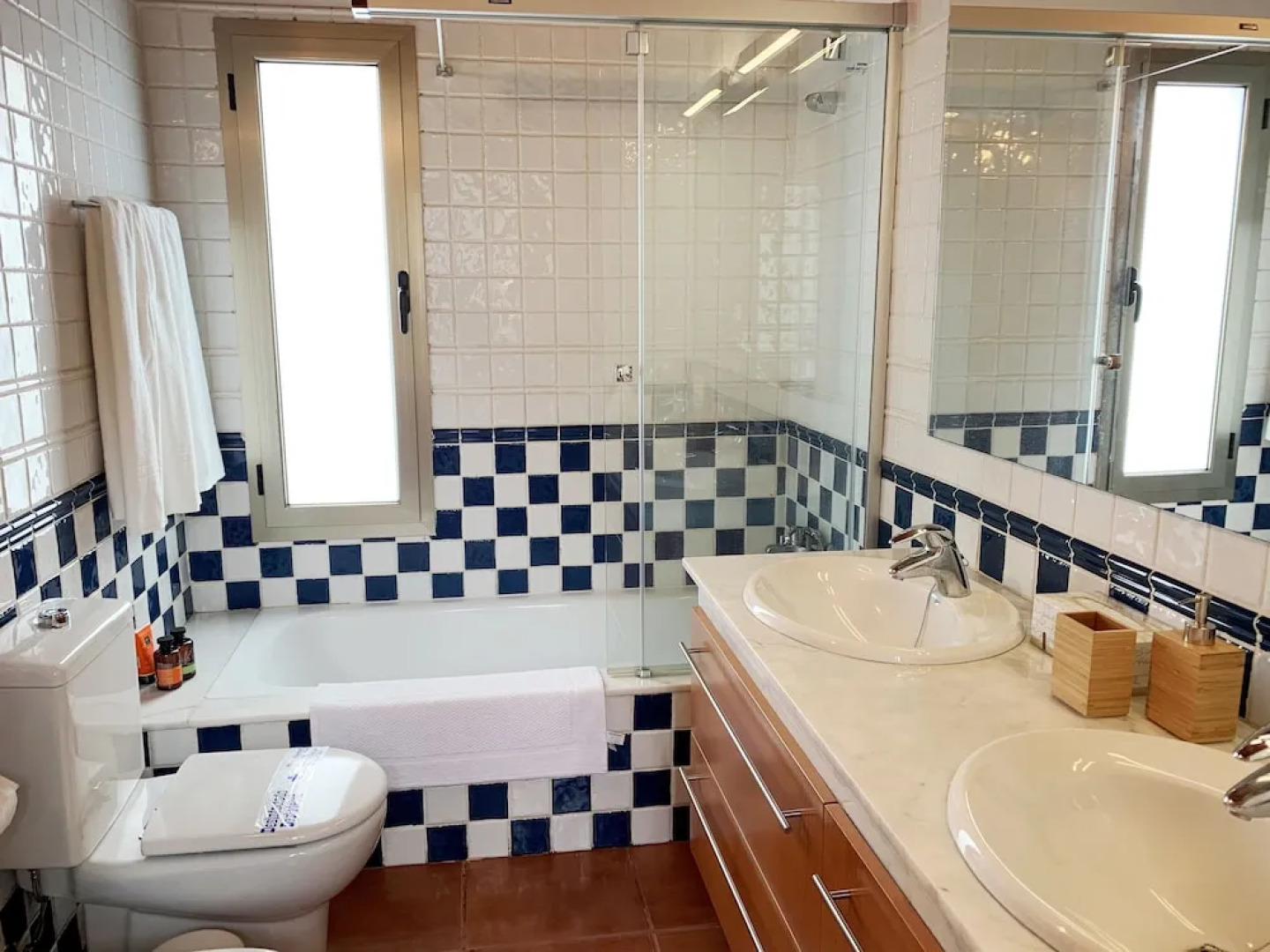 Prime Sea and Mountain views Home with pool