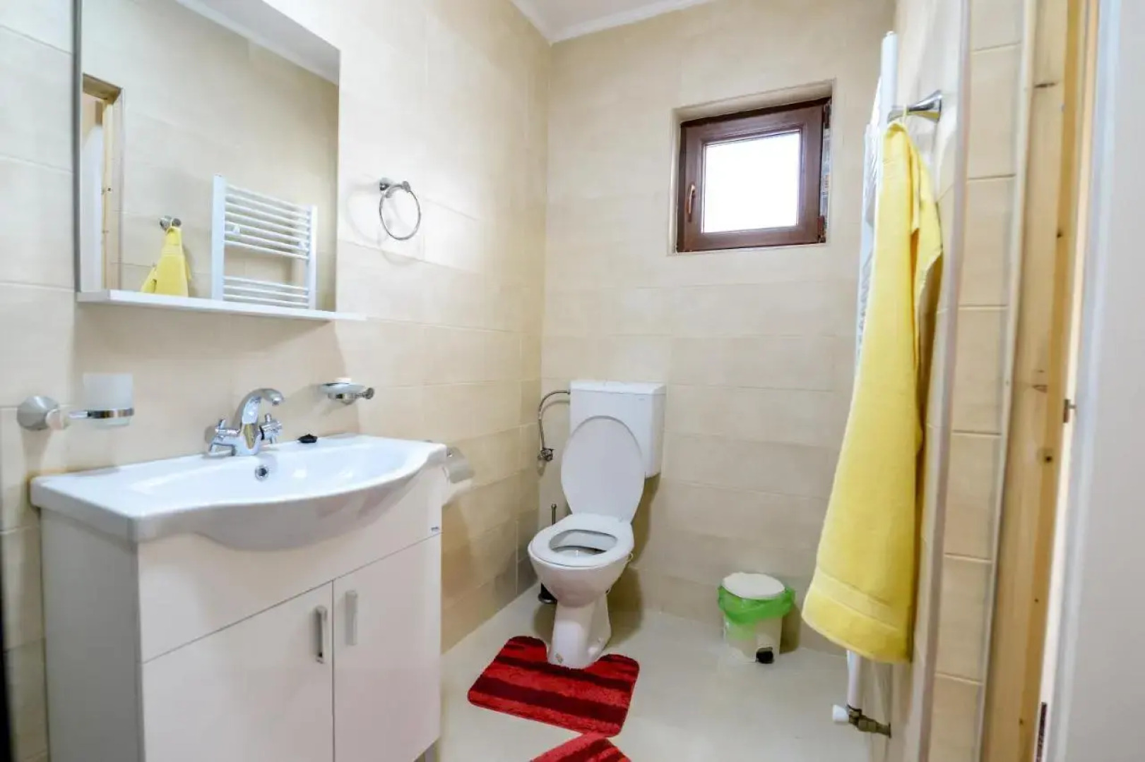 Hostel Roata Cu Noroc