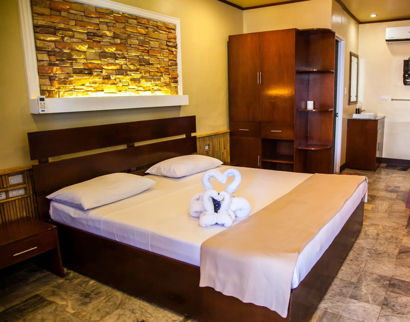 Papa Fred's Beach Resort