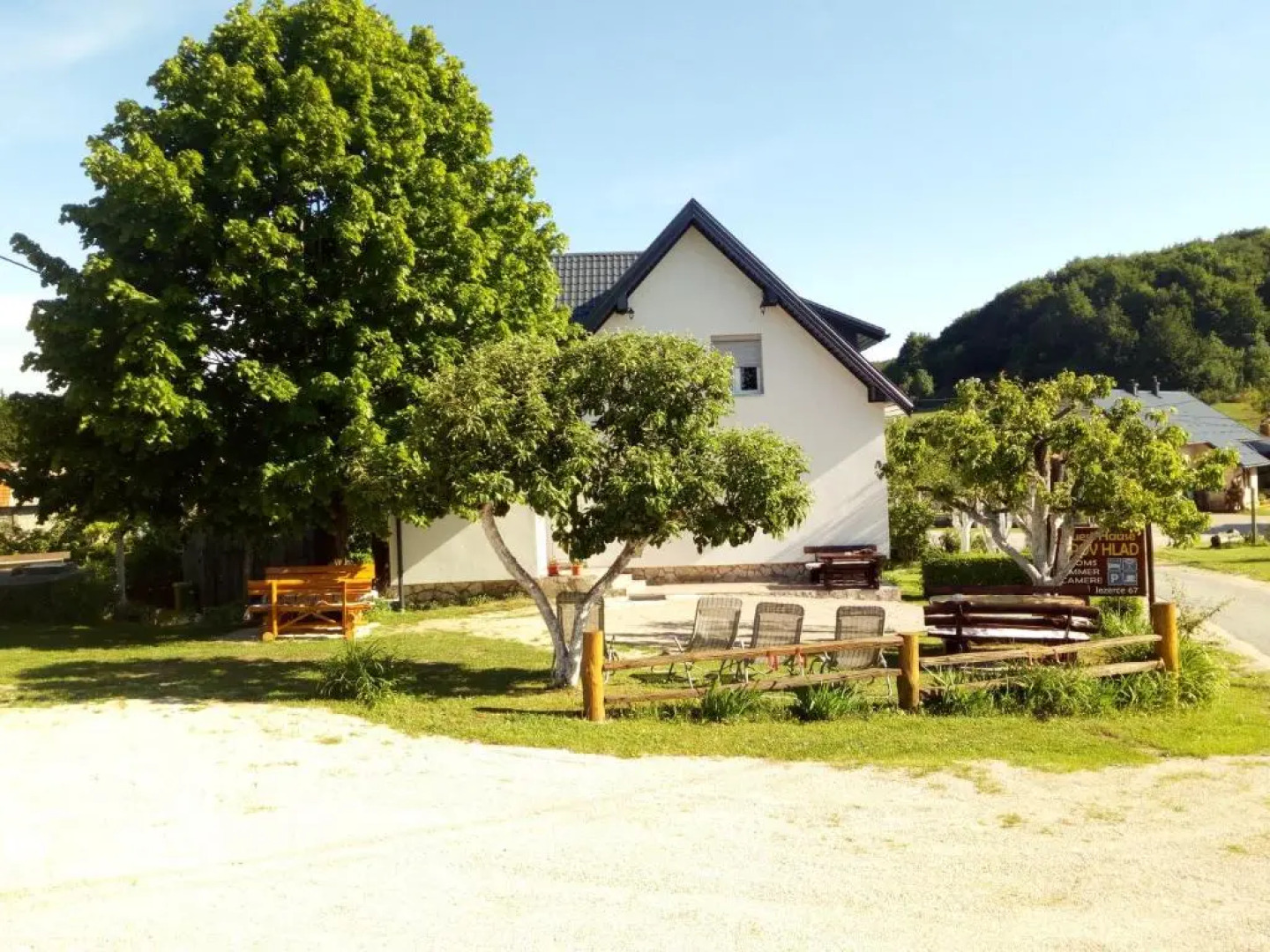 Guest House Lipov Hlad