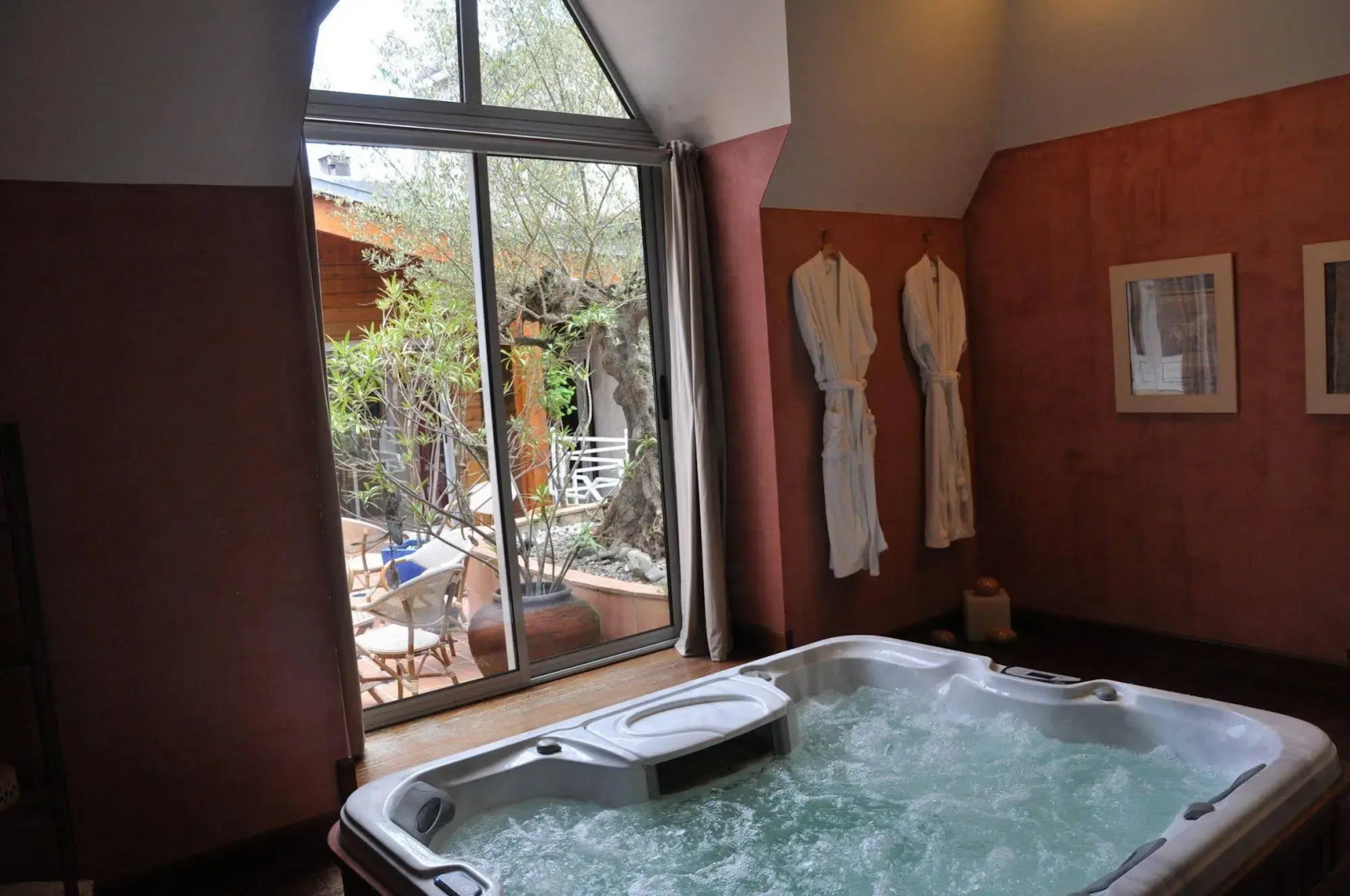 The Originals City, Hôtel La Reine Jeanne, Orthez (Inter-Hotel)