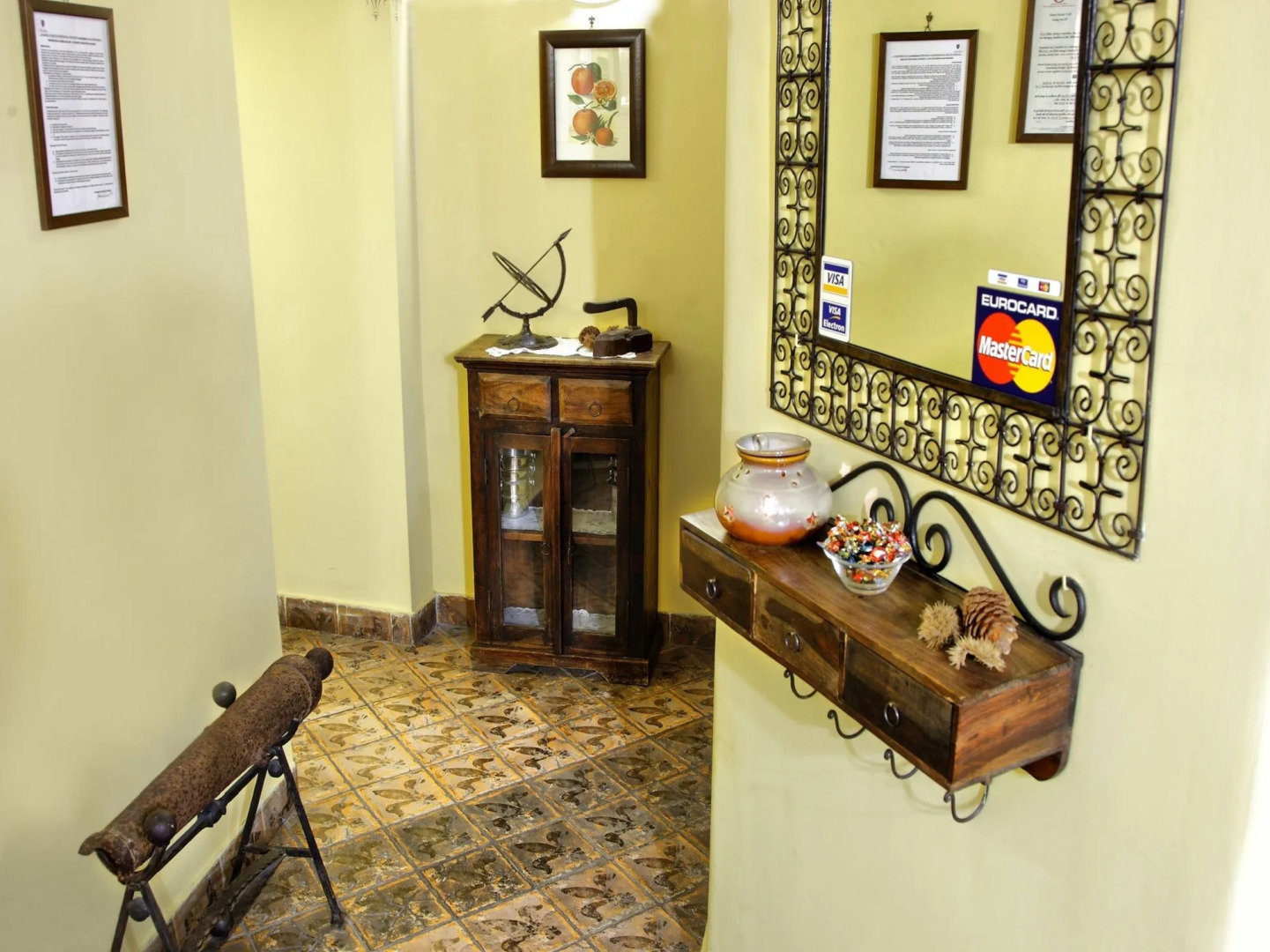 Alloggio dei Vassalli, In the Heart of the Historic Center