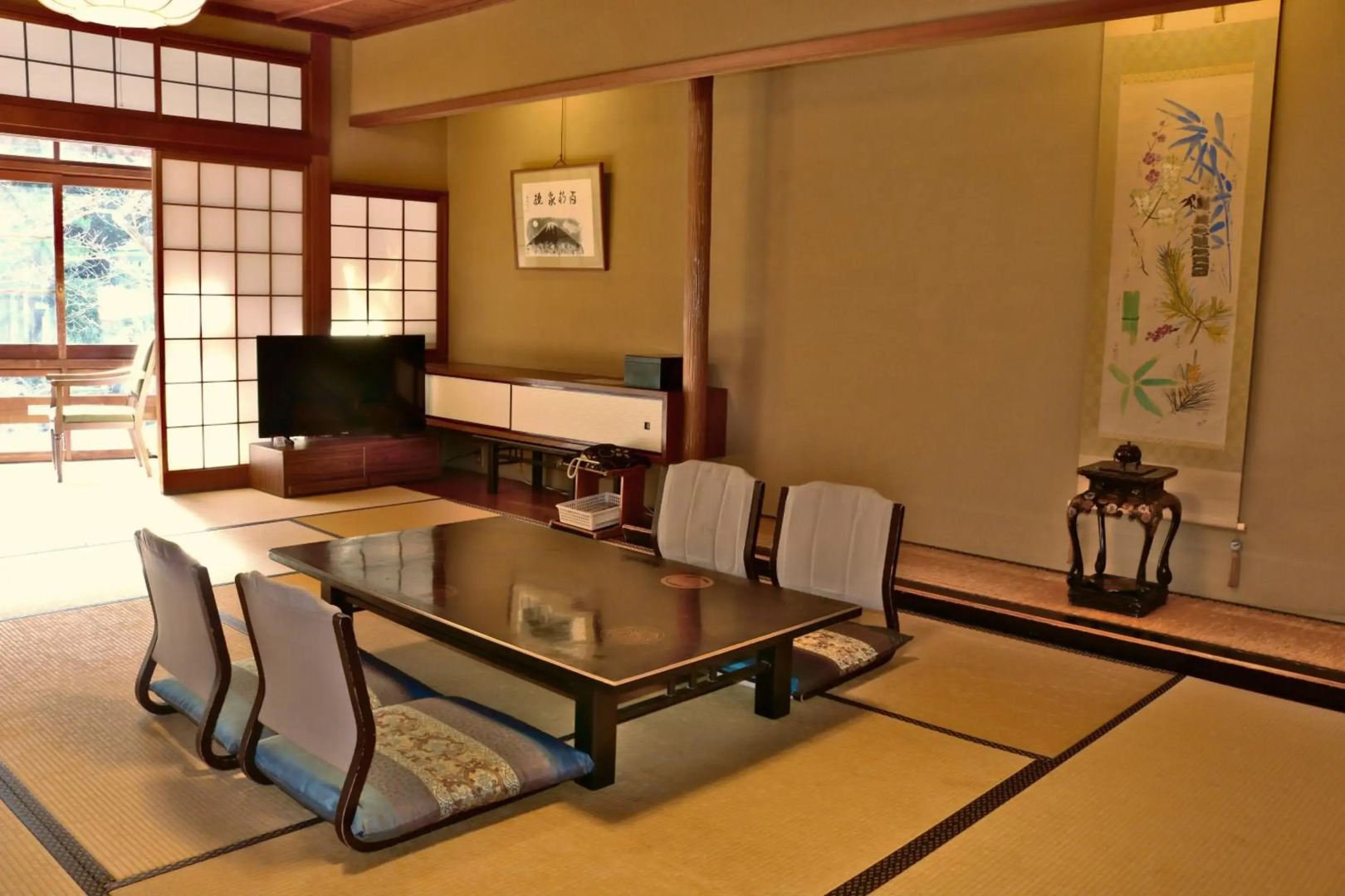 Tsutaya Ryokan