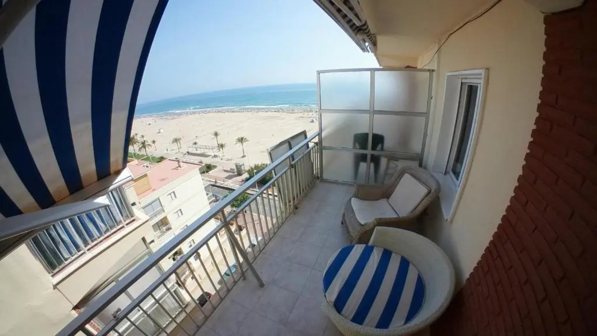 Preciosos Apartamentos Caracola EN LA PRIMERA LINEA DE LA PLAYA DE GANDIA
