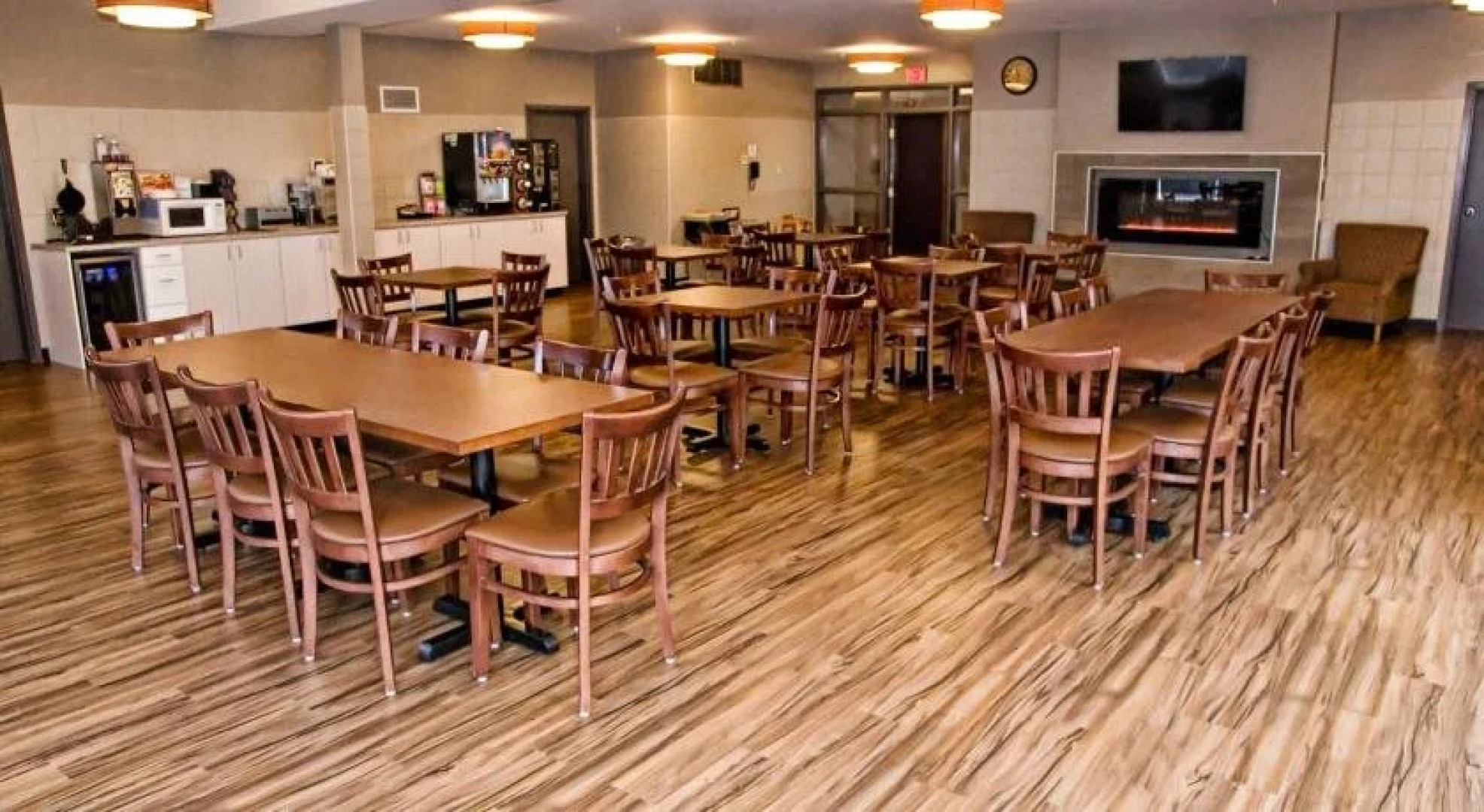 Lakeview Inns & Suites - Brandon