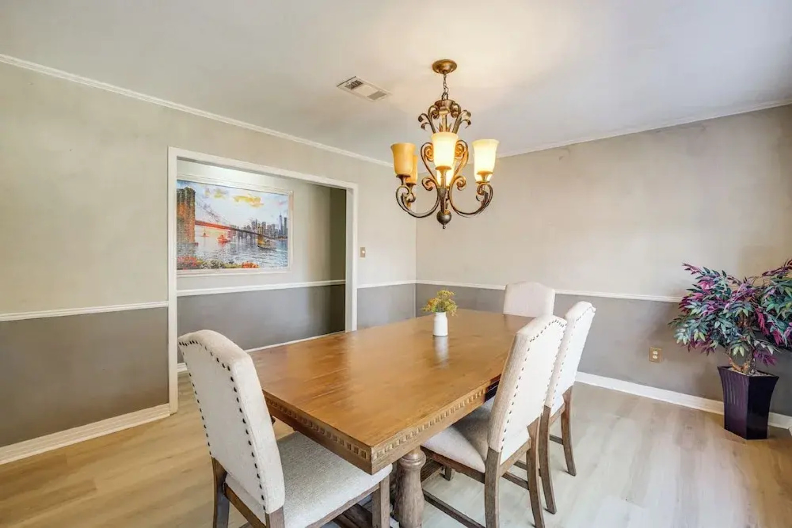 2 Mi to Gulfport Beaches: Poolside Paradise!