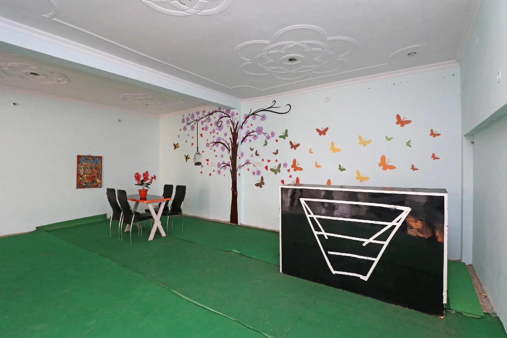 SPOT ON 31021 Hotel Prayag Raj