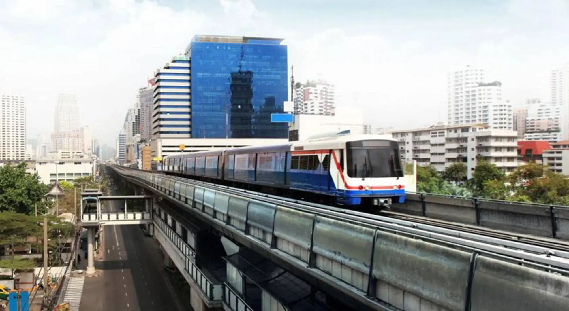 S Box Sukhumvit Hotel