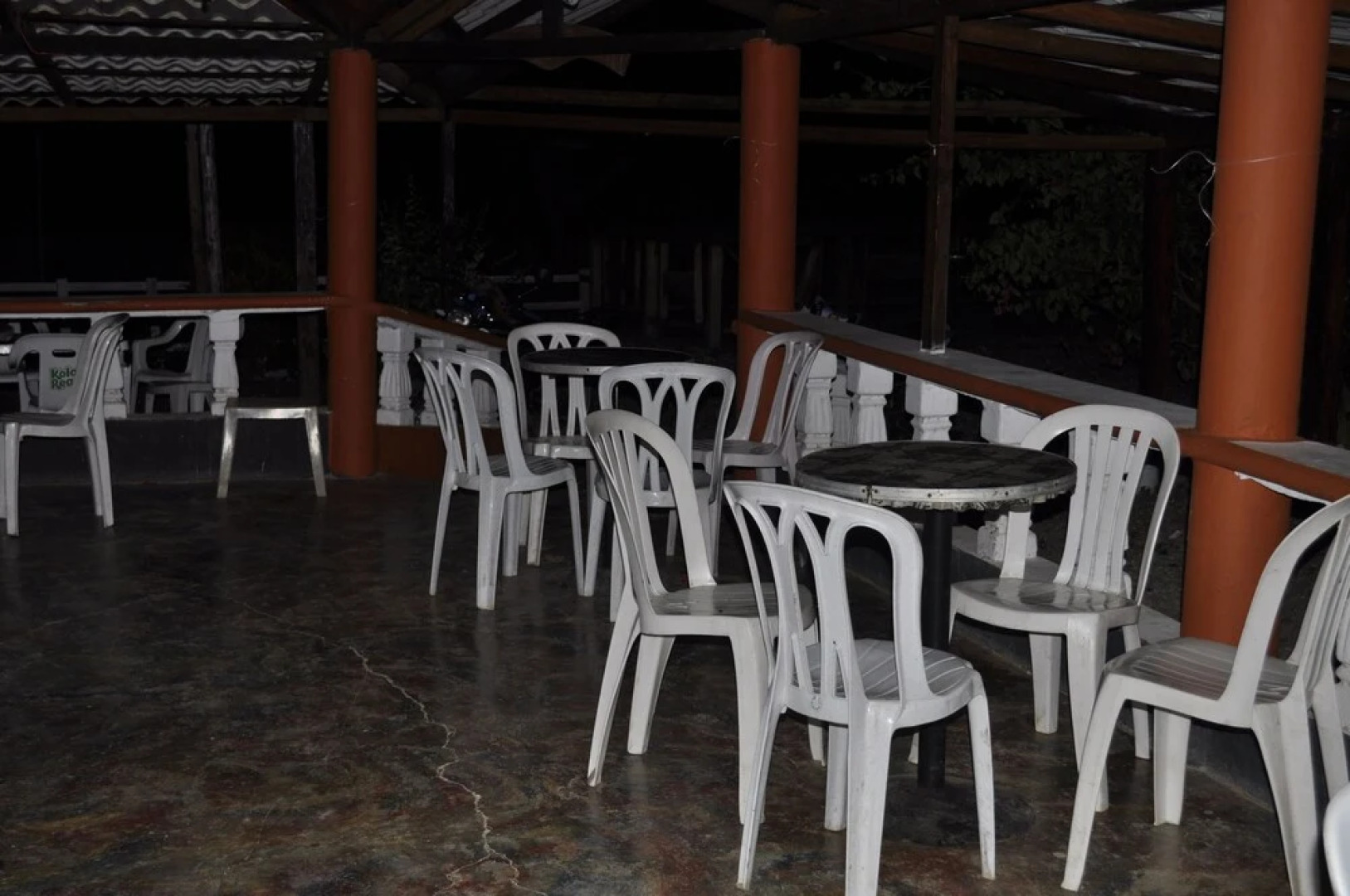 Hotel La Polilla Bar and Restaurant