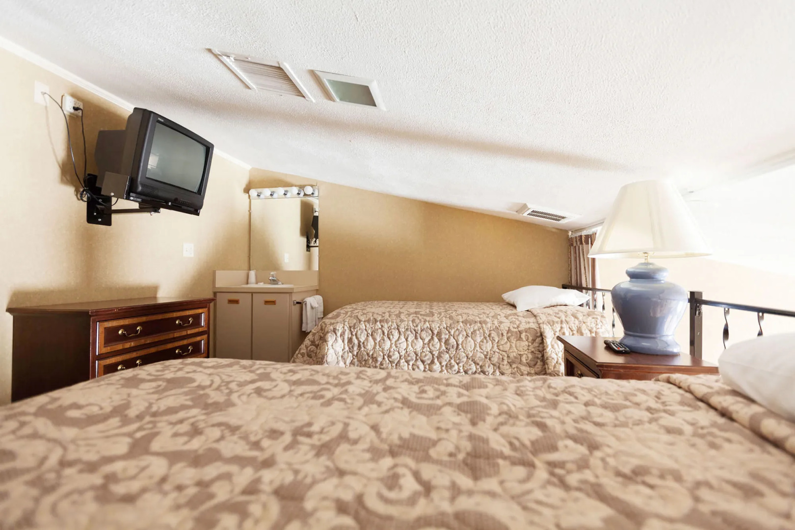 Red Jacket Mountain View Hotel