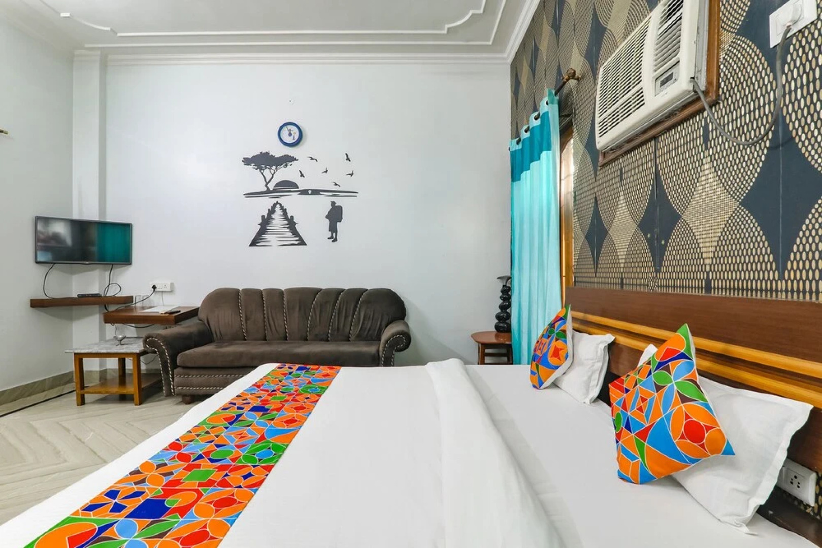 Fabhotel Raka Inn