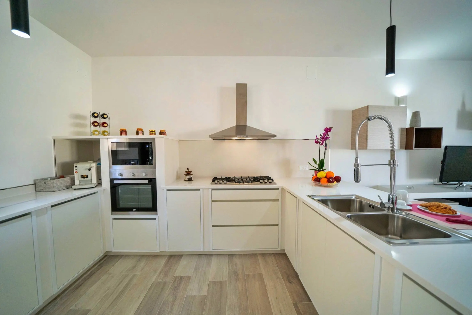 Villa Gargasole - Eleganza e Comfort con Piscina Privata