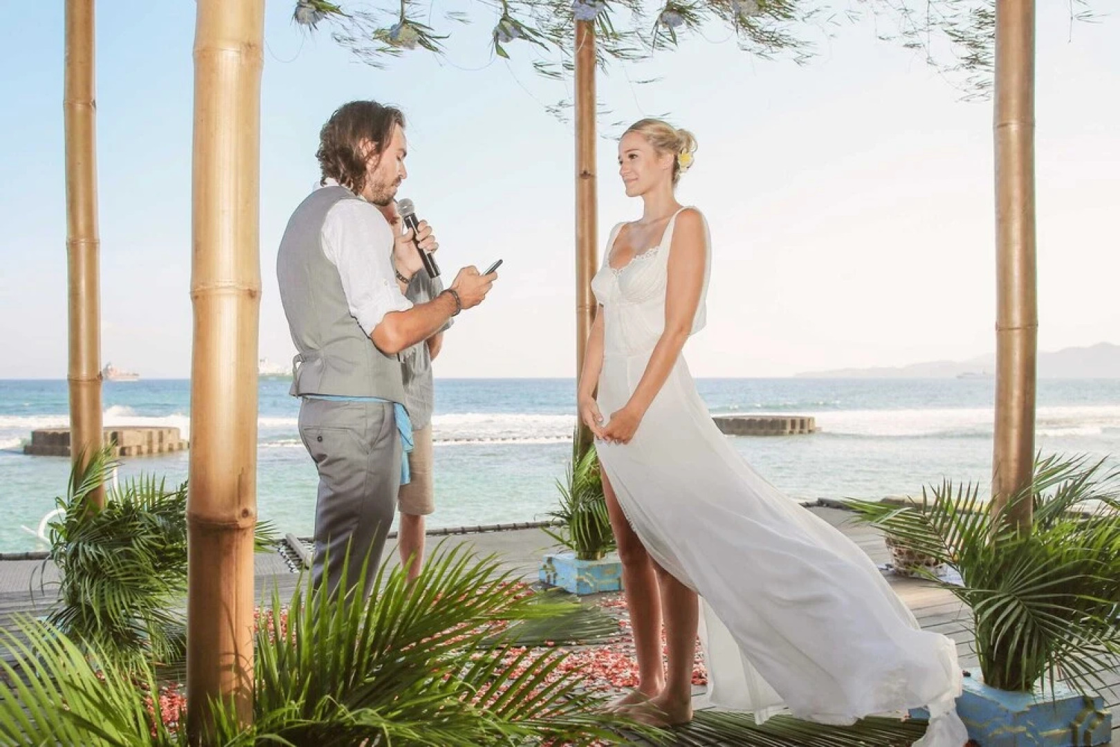 Villa Manis Beachfront