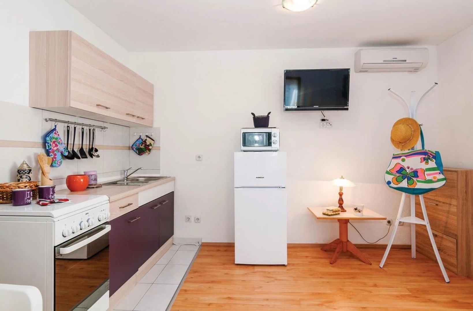 Beautiful Apartment in Vinjerac With 2 Bedrooms and Wifi